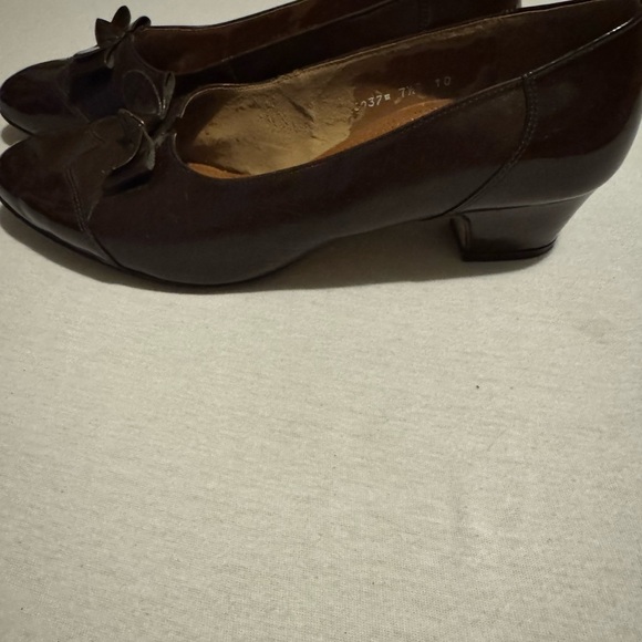 Chic Brown Women's Loafers - Picture 5 of 9